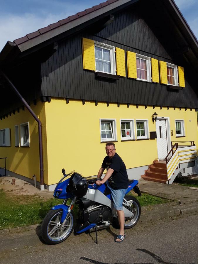 Ferienwohnung am Siegelbächle mit E-Bikes Vermietung Gutach im Breisgau Exterior foto
